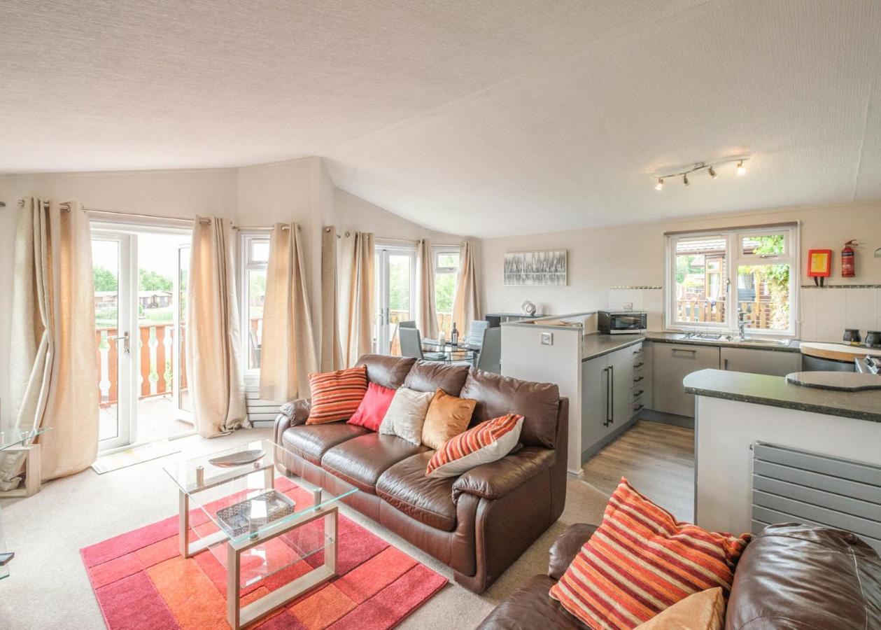 South Lakeland Leisure Village Hornby  Buitenkant foto